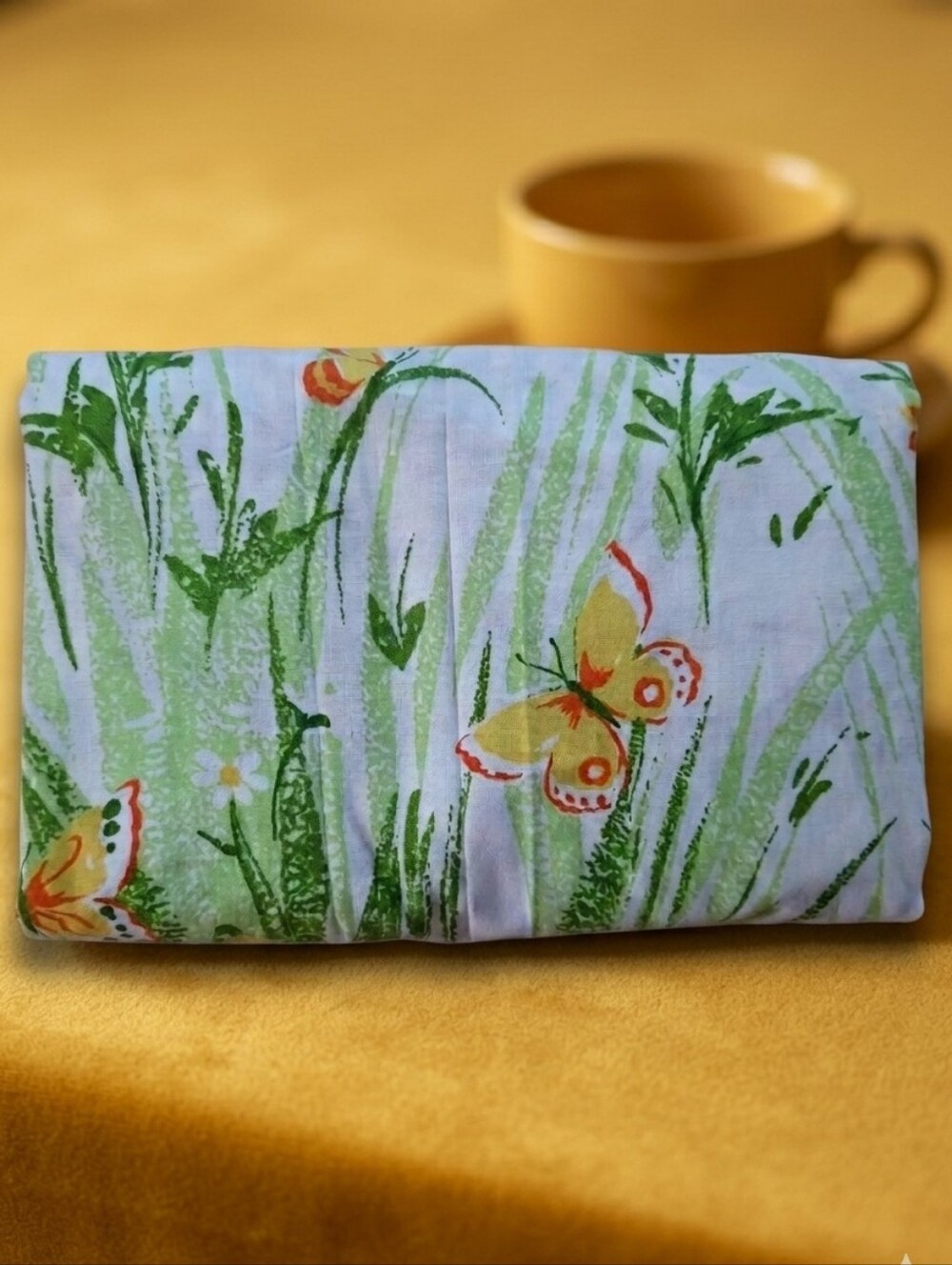 Vintage "Spring Meadow" Full Size Fitted Sheet  Like New!